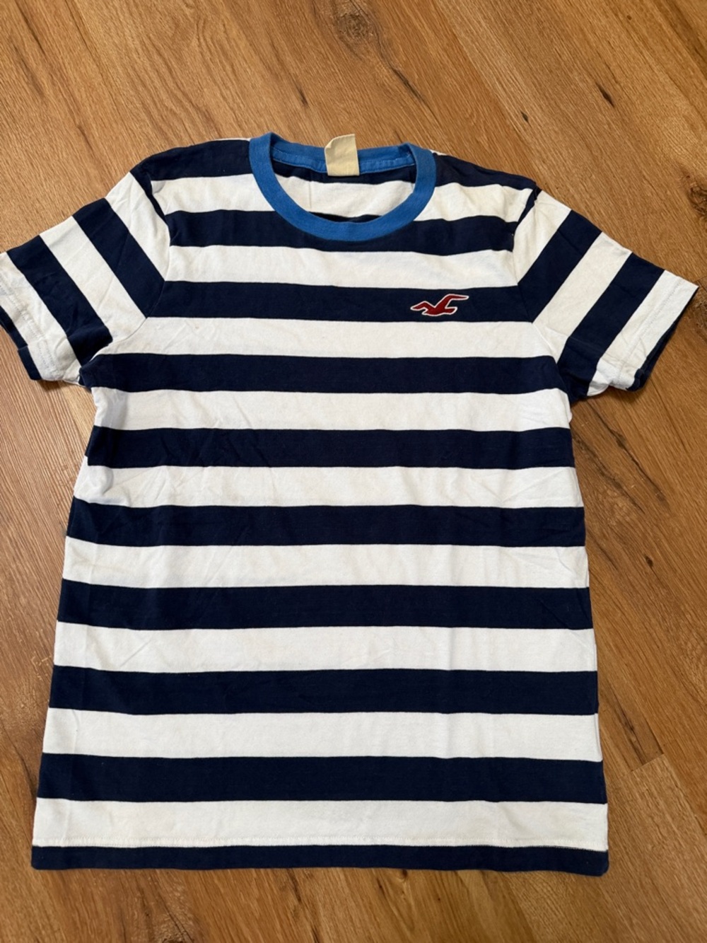 Hollister navy and white striped short sleeve tee, size XL